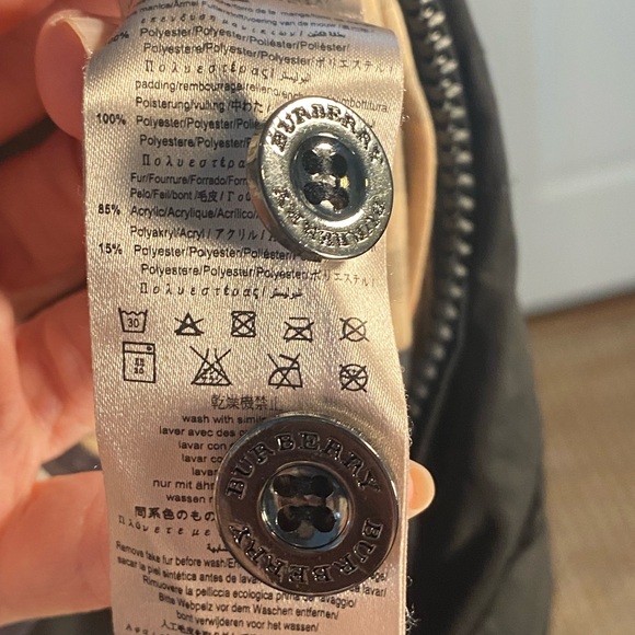 BURBERRY Toddler Snow Suit 18M In Black/NovaCheck - Picture 13 of 13